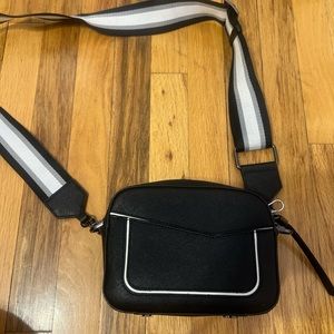 Botkier purse